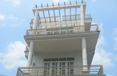 Bán nhà 5 tầng đường Trần Quốc Toản, Pleiku, Gia Lai